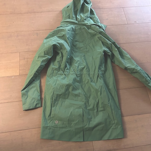 lululemon athletica Jackets & Blazers - Never worn rain jacket lululemon
